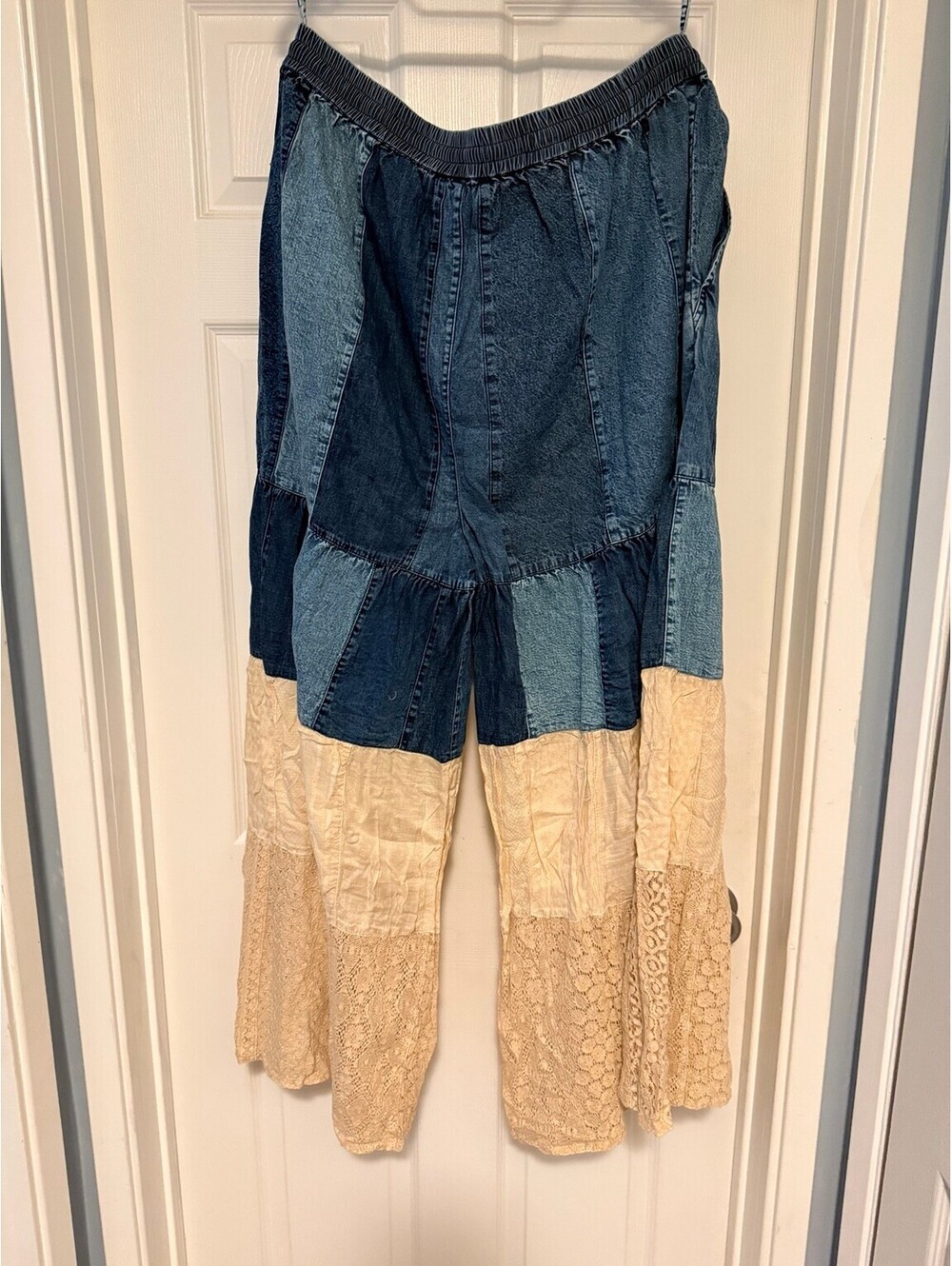 YOUNG THREADS Patchwork Denim Lace Wide Leg Pants NWT 2X - Picture 4 of 6